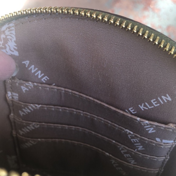 NWT Anne Klein Convertible Crossbody - Picture 8 of 9